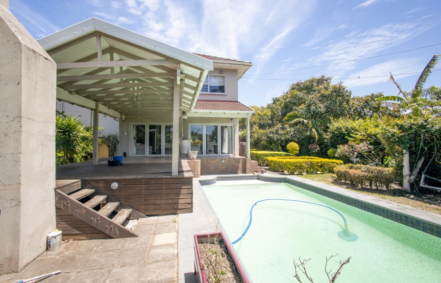 5 Bedroom Property for Sale in Berea Eastern Cape